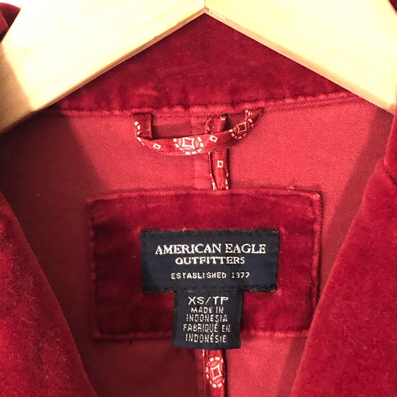 SOLD! AEO Red Velvet Jacket w/ Pockets- XS - Picture 6 of 7